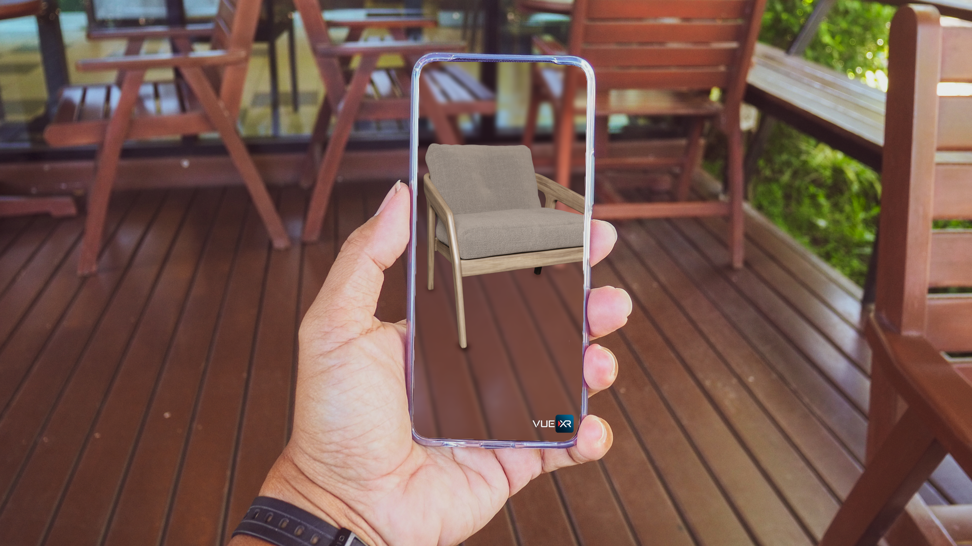 Viewing VueXR content in AR on mobile device